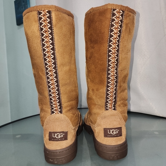 UGG Ultimate Tall Braid Boot Women Size 7 W - Picture 12 of 13